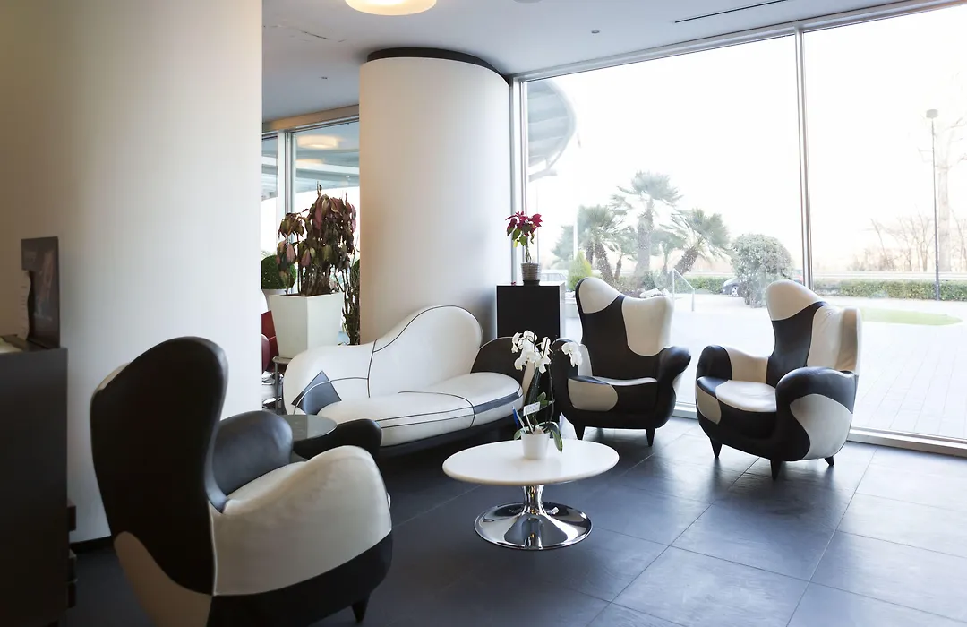 Klass Hotel-1